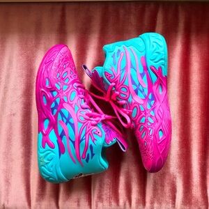 Blue and pink youth basketball shoes!